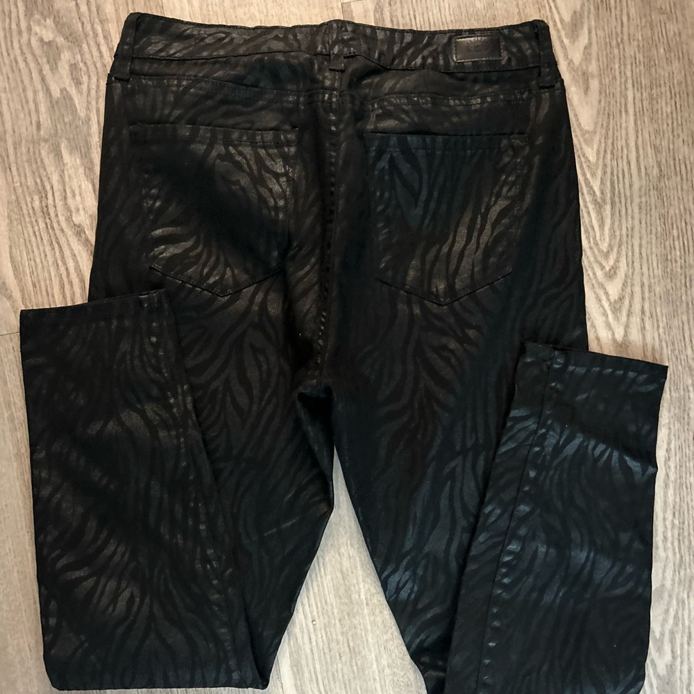 Sofia by Sofia Vergara Black Animal Print Pants